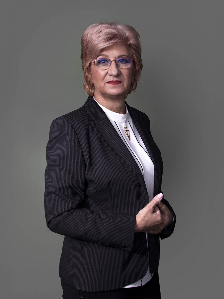 Zajácz Tiborné, Tanácsadó